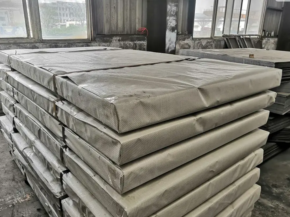 Galvanized Steel Plate Packaging 7